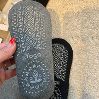 Women Men Yoga Socks Anti Slip Bandage Sports Ladies Girls Ballet Socks Dance Sock Slippers Yoga Socks Non Slip Acupressure Mat